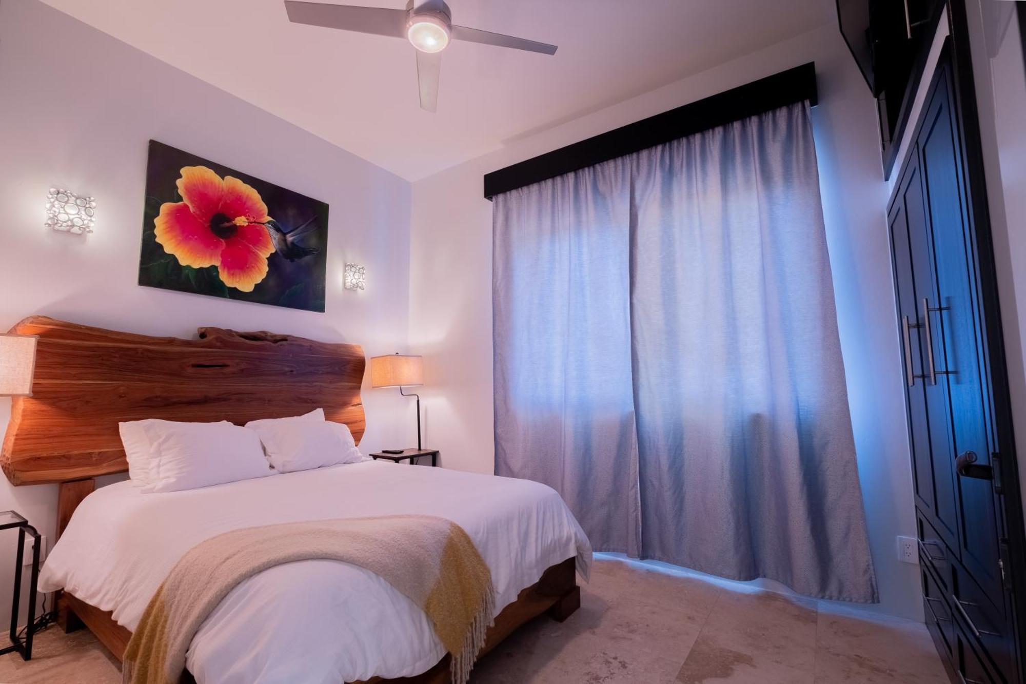 Diamante Beachfront Suites San Pedro  Exteriér fotografie