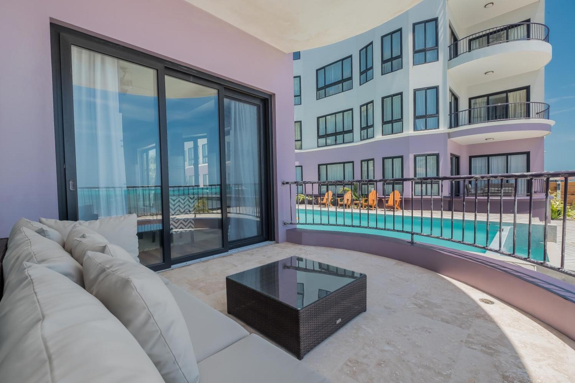 Diamante Beachfront Suites San Pedro  Exteriér fotografie