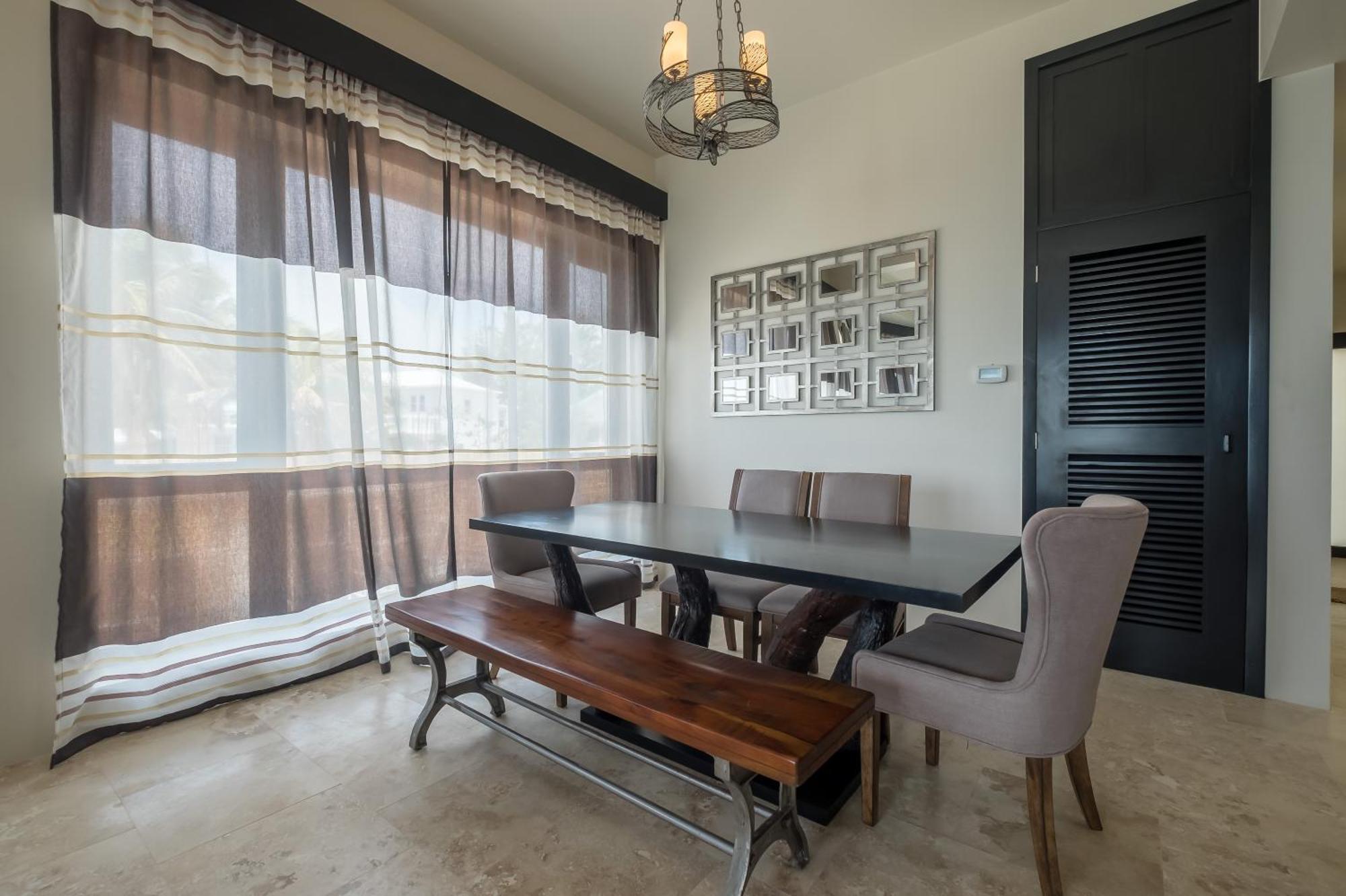 Diamante Beachfront Suites San Pedro  Exteriér fotografie