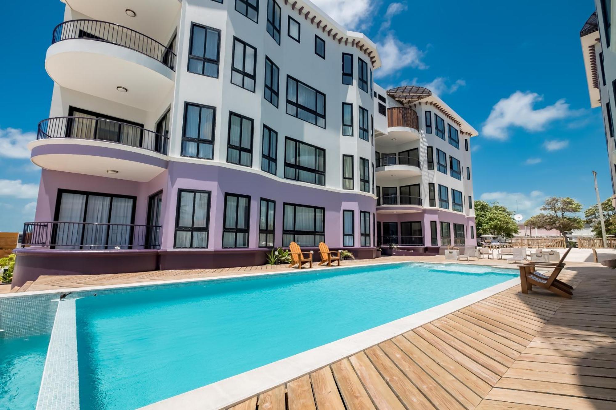 Diamante Beachfront Suites San Pedro  Exteriér fotografie