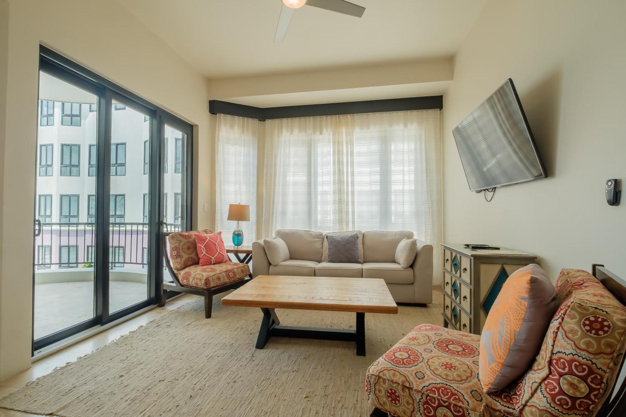 Diamante Beachfront Suites San Pedro  Exteriér fotografie